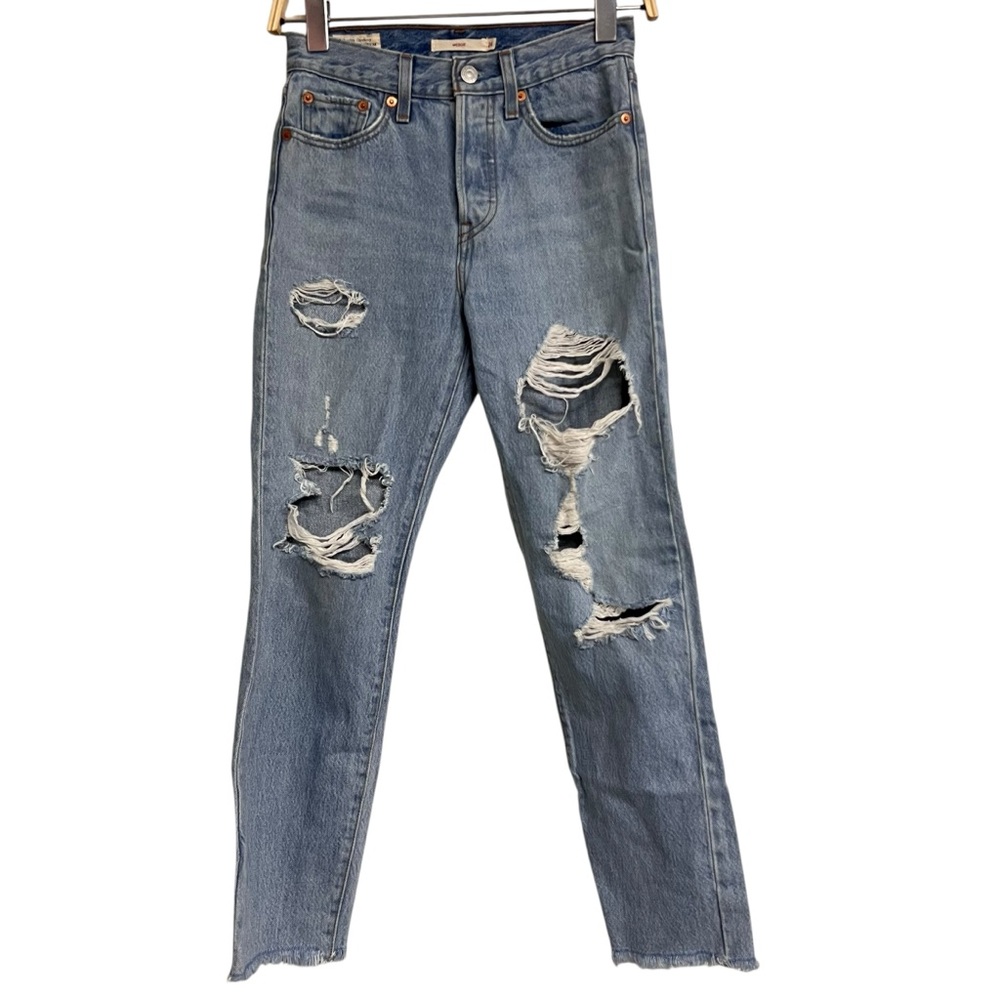 Levi’s Wedgie‎ Icon Fit Distressed Denim Blue Jeans